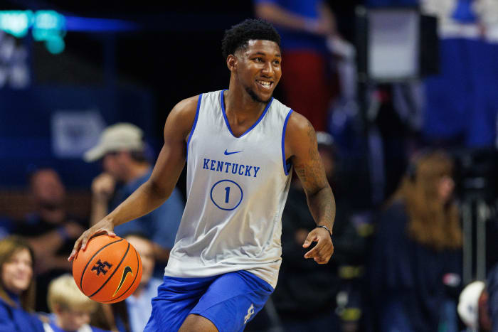The Kentucky Wildcats aren't lacking in talent entering the 2023-24 season, especially with young players like Justin Edwards.